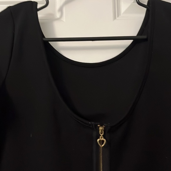 SEXY BLACK ⚫️COLD SHOULDER 👗 LOW CUT DRESS 💜 ZIPPERED LARGE - Picture 4 of 12